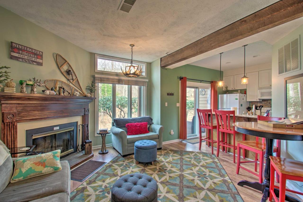 Wintergreen Resort Mountain Condo With Pool Access! Lyndhurst Esterno foto