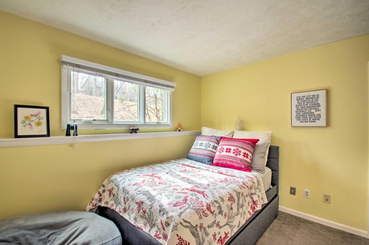 Wintergreen Resort Mountain Condo With Pool Access! Lyndhurst Esterno foto