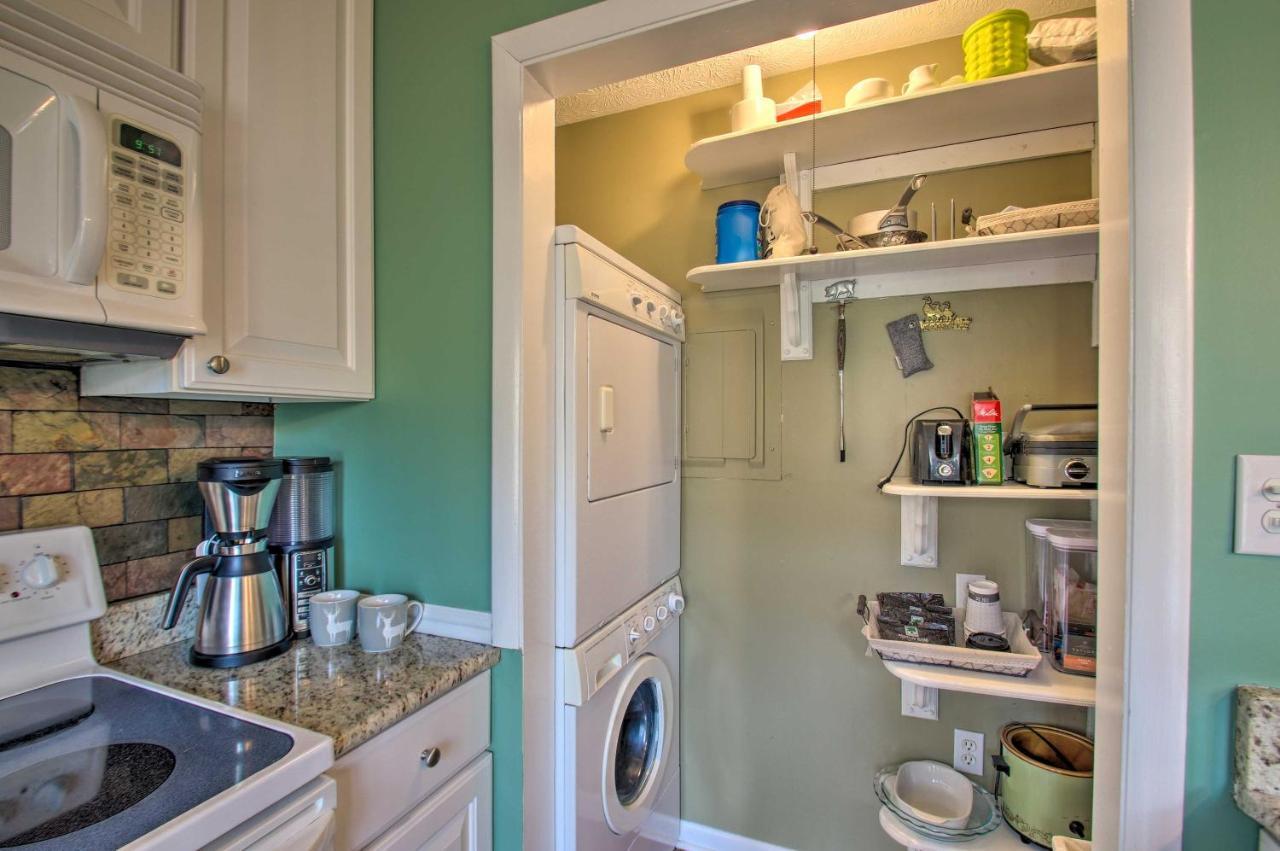 Wintergreen Resort Mountain Condo With Pool Access! Lyndhurst Esterno foto