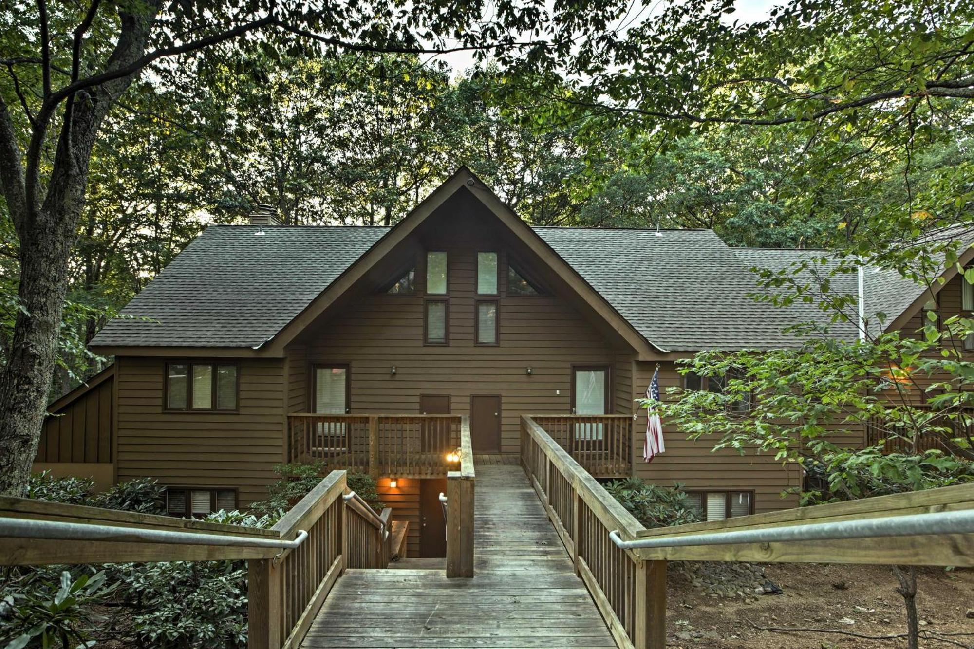 Wintergreen Resort Mountain Condo With Pool Access! Lyndhurst Esterno foto